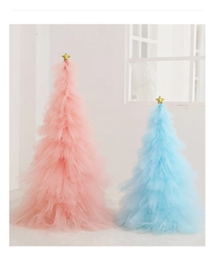 Pink and blue tulle mini Christmas trees with gold stars for desktop decoration