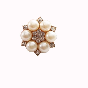 Floral DIY jewelry charm with pearls and rhinestones on gold base for phone cases
