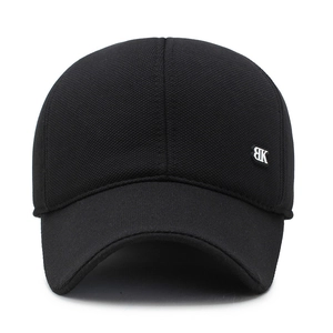 Winter-Baseballkappe für Herren mit Ohrenschutz und BK-Logo auf atmungsaktivem Stoff
