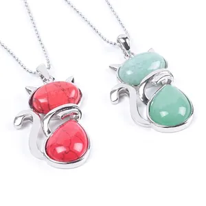 Cute cat-shaped natural stone pendant necklace in red and green for women jewelry