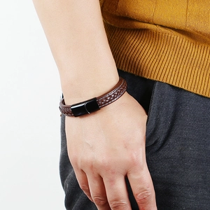 Braided brown leather bracelet for men and women with black magnetic stainless steel clasp