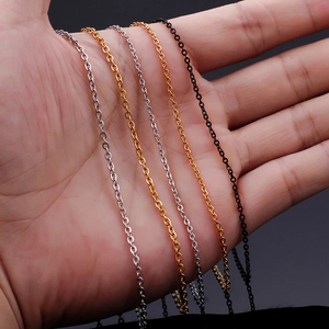 Minimalist stainless steel O-link chains in silver, gold, rose gold and black finish