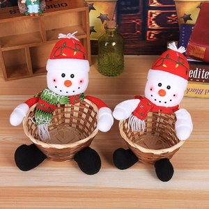 Christmas snowman woven candy baskets made of natural bamboo for festive table decoration