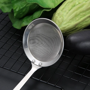 304 stainless steel fine mesh skimmer spoon with long handle for kitchen oil filtering