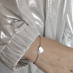 S925 sterling silver minimalist bracelet with heart charm and delicate chain for women
