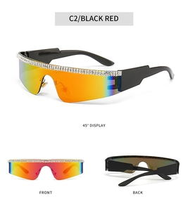 Vue en trois angles de lunettes strass sans monture avec verres dégradés rouge-orange
