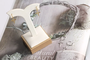 Minimalist S925 sterling silver hoop earrings with hollow star pendants in gold and silver