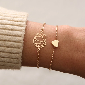 Bracelet Avec Pendentif Lotus Évidé Et Bracelet À Breloque Coeur En Alliage Doré Bijoux De Mode Minimalistes Pour Femmes
