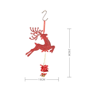 Rode rendier kerstversiering met bellen en glitterafwerking, maat 29cm x 19cm