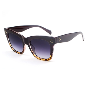 Oversize burgundy and tortoiseshell cat eye sunglasses with classic gradient lenses