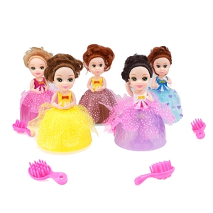 5-piece scented princess doll set in cupcake glasses with mini combs and polka dot dresses