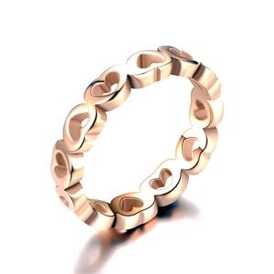 Rose gold hollow heart-shaped link ring in polished titanium steel for women and couples