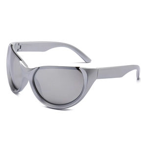Lunettes de soleil de sport Y2K argentées futuristes avec monture enveloppante et miroir