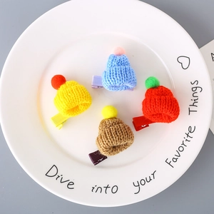 Cute Mini Knitted Hat Hair Clip Handmade Pom Pom Yarn Beanie Hairpin Soft Winter Christmas Hair Accessory For Kids Girls