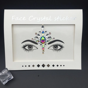 Autocollant de cristaux de visage étincelants avec gemmes en gouttes pour maquillage festif