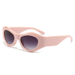 Occhiali da sole ciclisti gatto rosa oversize con lenti grigie sfumate da donna