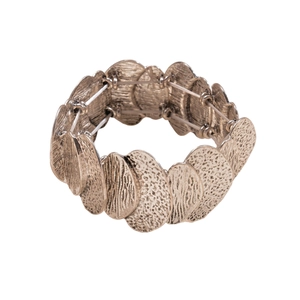 Elastic bracelet featuring irregular crumpled geometric metal plates in vintage gold finish