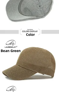 Detalle de la textura de malla transpirable en gorras de béisbol en verde oliva y sabio