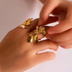 Luxury butterfly and pearl gold plated stainless steel ring set for women