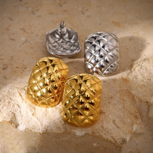 Minimalist stainless steel rhombus pattern earrings in gold and silver finish