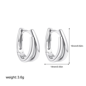 Detail of silver U-shaped hoop earrings with precise dimensions 16mm height and 14mm width