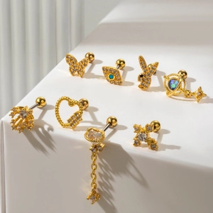 Set di orecchini a lobo in oro con cuore farfalla e occhio con zirconi e turchese
