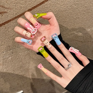 Uñas postizas de dibujos animados con diseños de animales 3D y expresiones divertidas