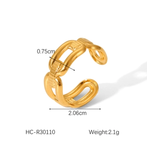 Detailed view of golden link chain ring dimensions 2.1g weight and 0.75cm width