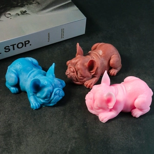 Detailed realistic bulldog silicone mold showing intricate skin folds and textures