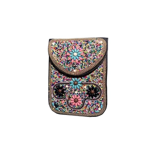 Sac à bandoulière bohème fait main avec perles colorées et motifs floraux vintage