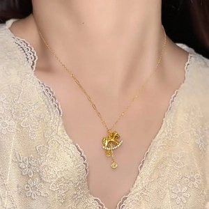 Rocking Horse Pendant Necklace Gold Plated Copper Zircon Vintage Clavicle Chain Elegant Animal Jewelry For Women