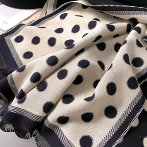 Vintage polka dot knit scarf for women, thick warm double-sided beige and black wrap shawl