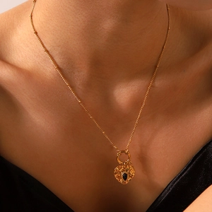French vintage titanium steel heart necklace with black gemstone pendant for women
