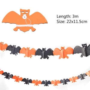 Detailed 3m Halloween orange and black paper bat banner showing folding and size 22x11.5cm