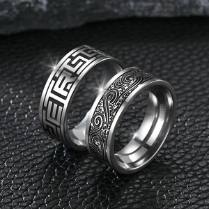 Bagues vintage en acier titane pour hommes avec motifs grecs et vagues argentées