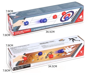 Vue détaillée de l'emballage du jeu de table curling et bowling de 34,5 cm de long