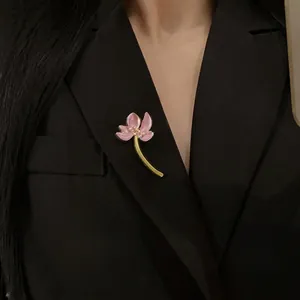 Elegant pink flower brooch with pearls on black blazer lapel for women accessories