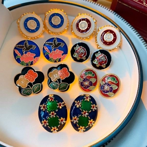 Vintage enamel floral stud earrings set in gold-tone alloy with colorful drip oil finish