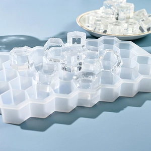 Bac à glaçons en silicone alvéolé avec 37 moules hexagonaux pour whisky et cocktails