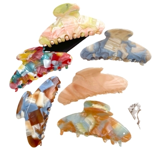 Elegant acetate hair claw clips set with marble texture and eight-teeth design for women