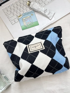 Fashionable checkered corduroy makeup bag with large capacity and pleasant time label
