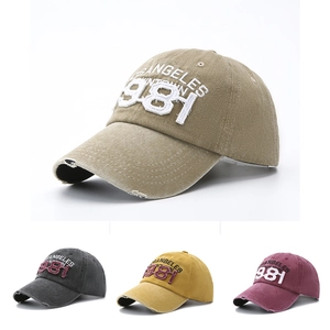Cappellino da baseball vintage in cotone con ricamo Los Angeles e dettagli usurati