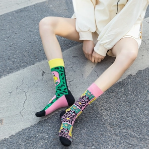 Asymmetric floral pattern mid-calf cotton socks with vibrant mismatched colors