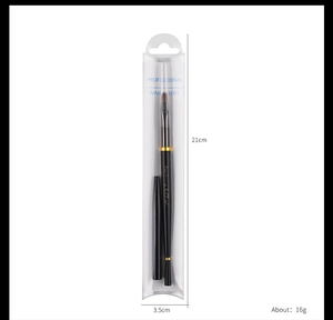 Detailed view of professional black nail art brush with dimensions 21cm and 16g weight