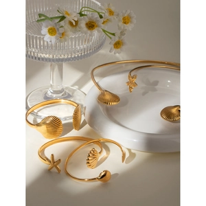 18K gold plated stainless steel ocean theme open bracelets with shell and starfish charms