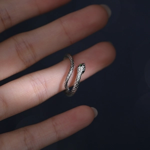 Snake Adjustable Ring 925 Sterling Silver Green Zircon Eyes Vintage Animal Scale Pattern Fashion Jewelry For Women