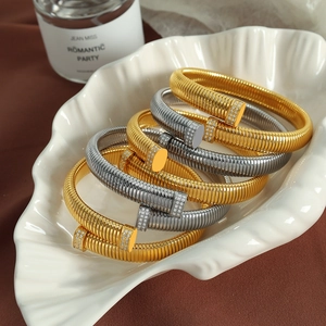 Minimalist Titanium Steel Ribbed Nail Shape Open Bangle For Women Men Rhinestone Inlaid Gold Silver Plated Fashion Jewelry