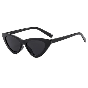 Retro cat-eye triangle sunglasses for children in black with UV protection lenses