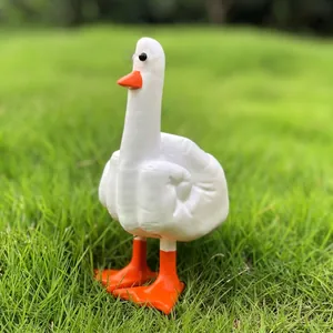Funny resin goose statue with middle finger gesture for outdoor lawn garden decoration