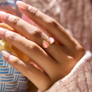 Bague en acier inoxydable plaqué or 18 carats avec deux pierres cœur œil-de-chat